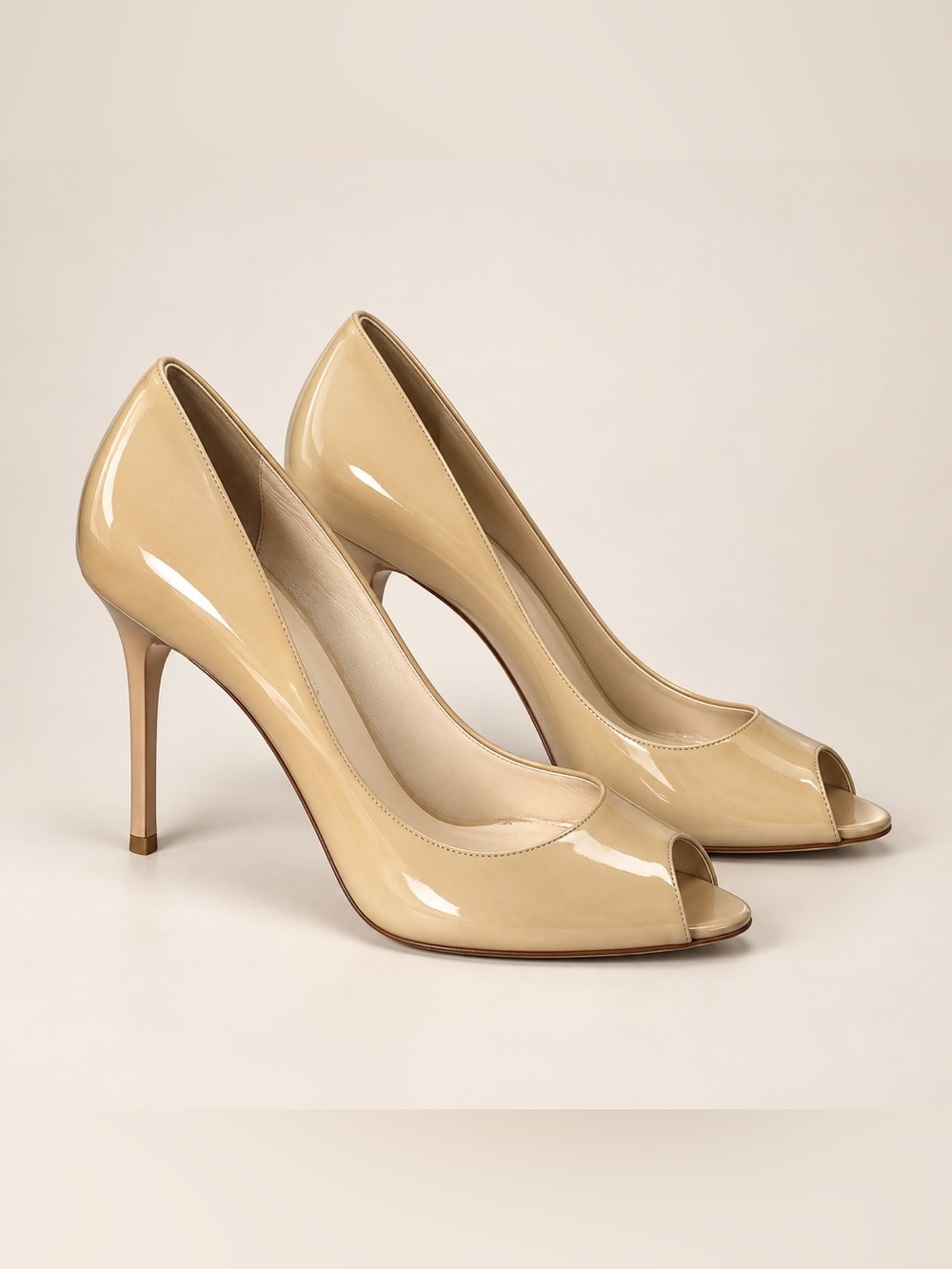 Jimmy Choo Nude Patent Leather Peep Toe Pumps EU 40 Dust Bag